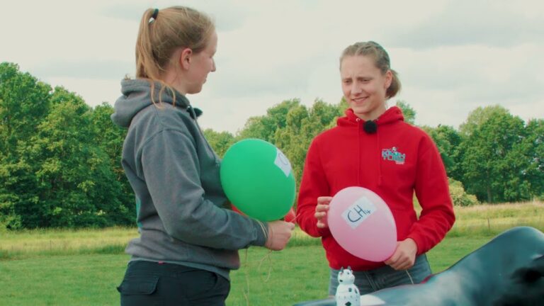 Maren und Marie beim Videodreh zum Thema KLima